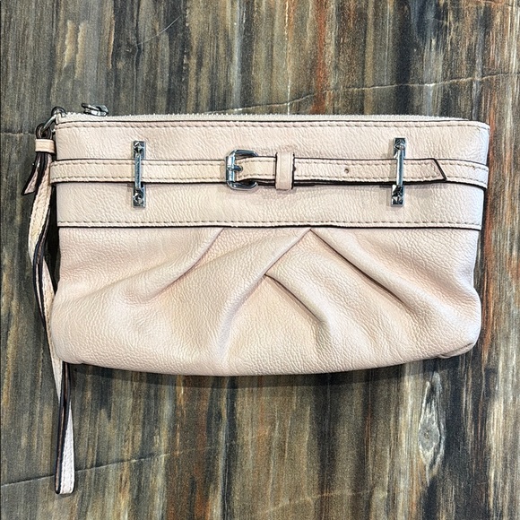 Simply Vera Vera Wang Handbags - Simply Vera Vera Wang Wristlet Hangbag